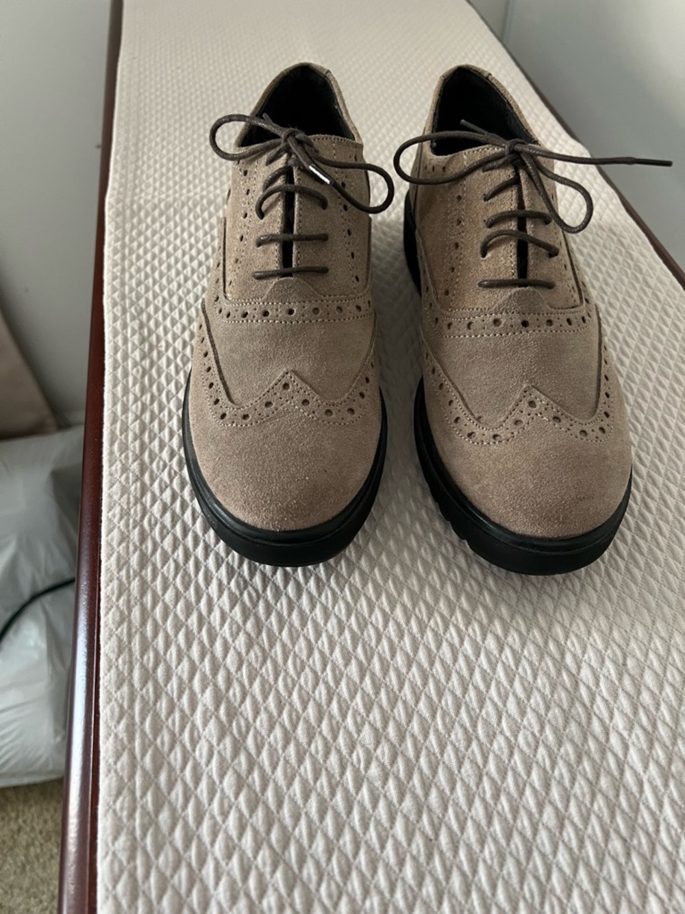 Otisopse Women's Suede Platform Brogue Oxfords in Taupe NWOT